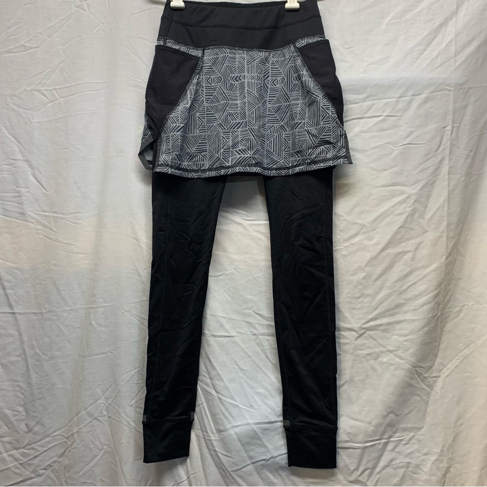 Athleta leggings with skirt warm
